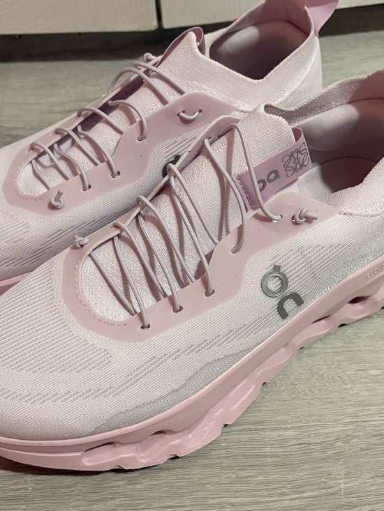 On Running Shoes - On Running Women’s Pastel Pink Knit Cloud Athletic Shoes